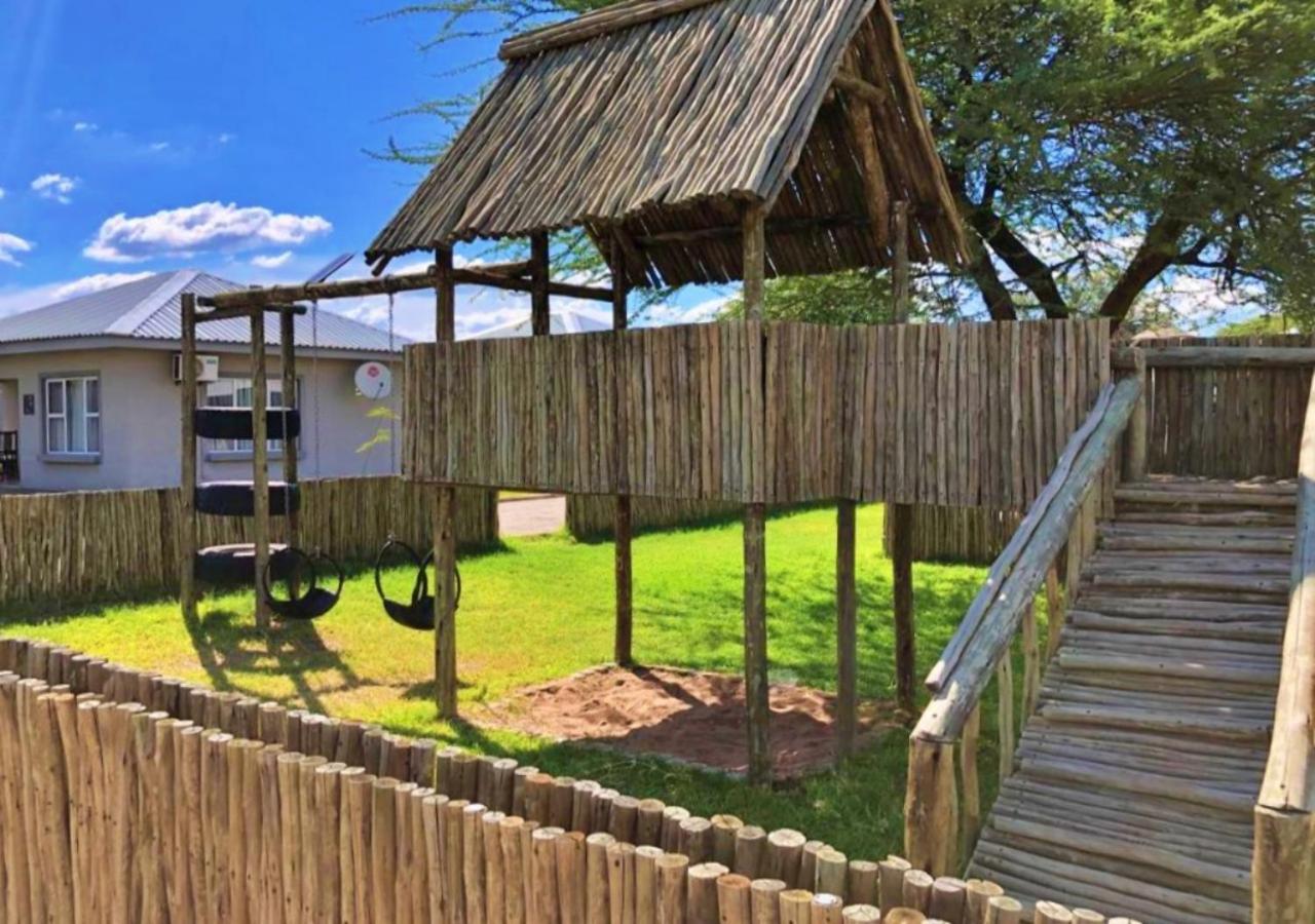 Tlou Safari Lodge Kasane Bagian luar foto